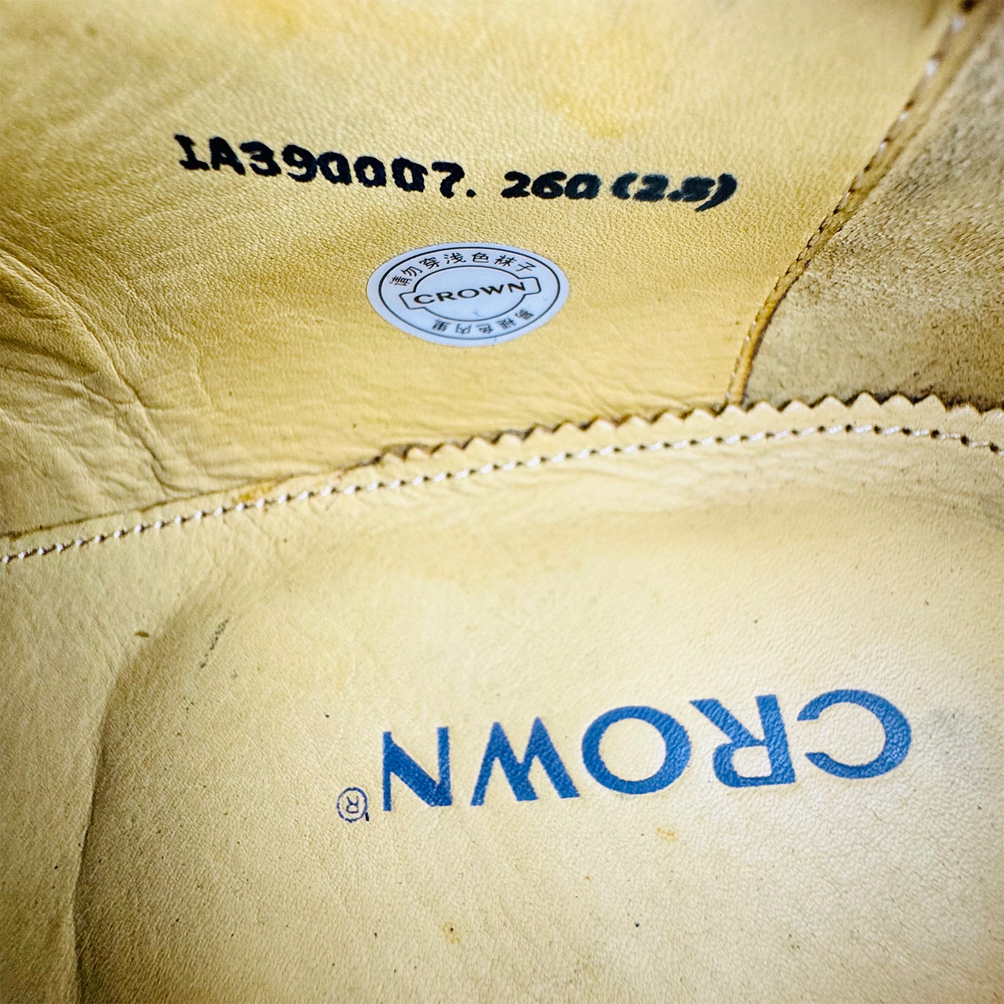 Crown Men's Black Leather Brogue Shoes (Size 42/42.5)