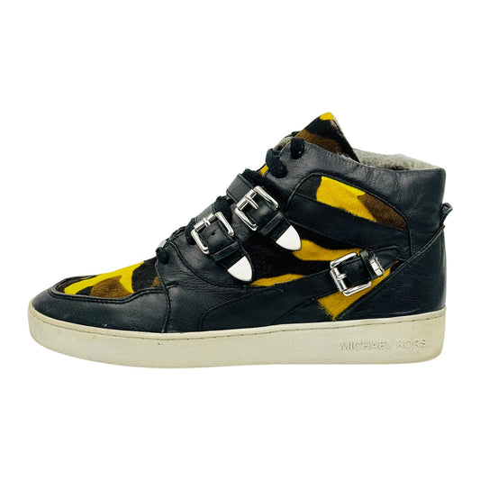 Michael Kors Robin High Top sneaker (Size 40)