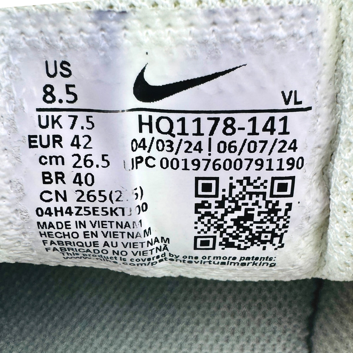 Nike Air Winflo 10 Shoes (Size 42) - HQ1178-141
