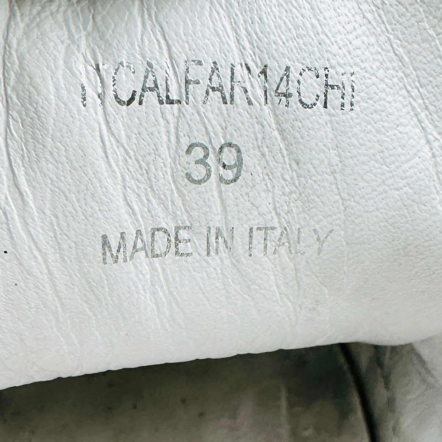 Burberry Albridge White Leather Sneakers (Size 39)