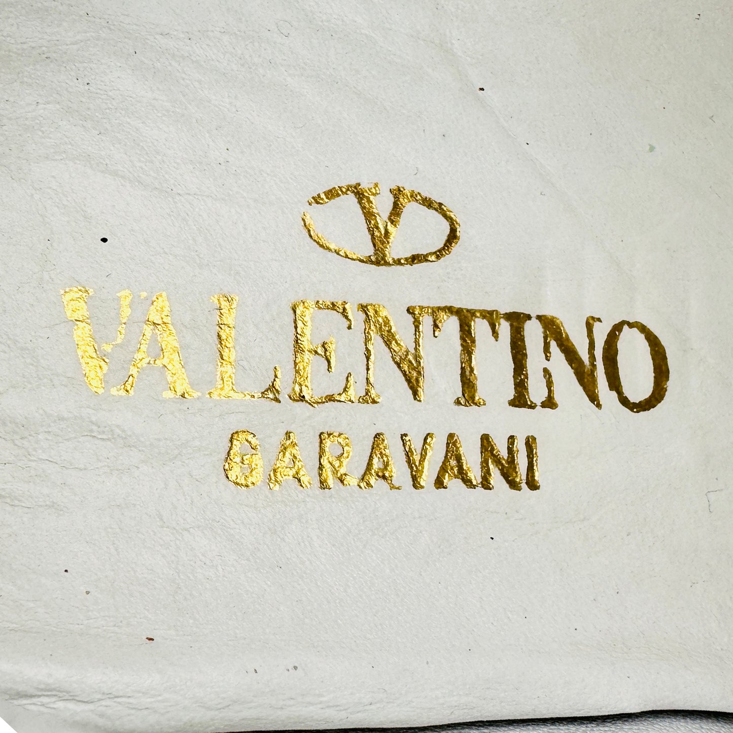 Valentino Garavani VL7N Cut-Out Low-Top Sneakers (Size 39/39.5)