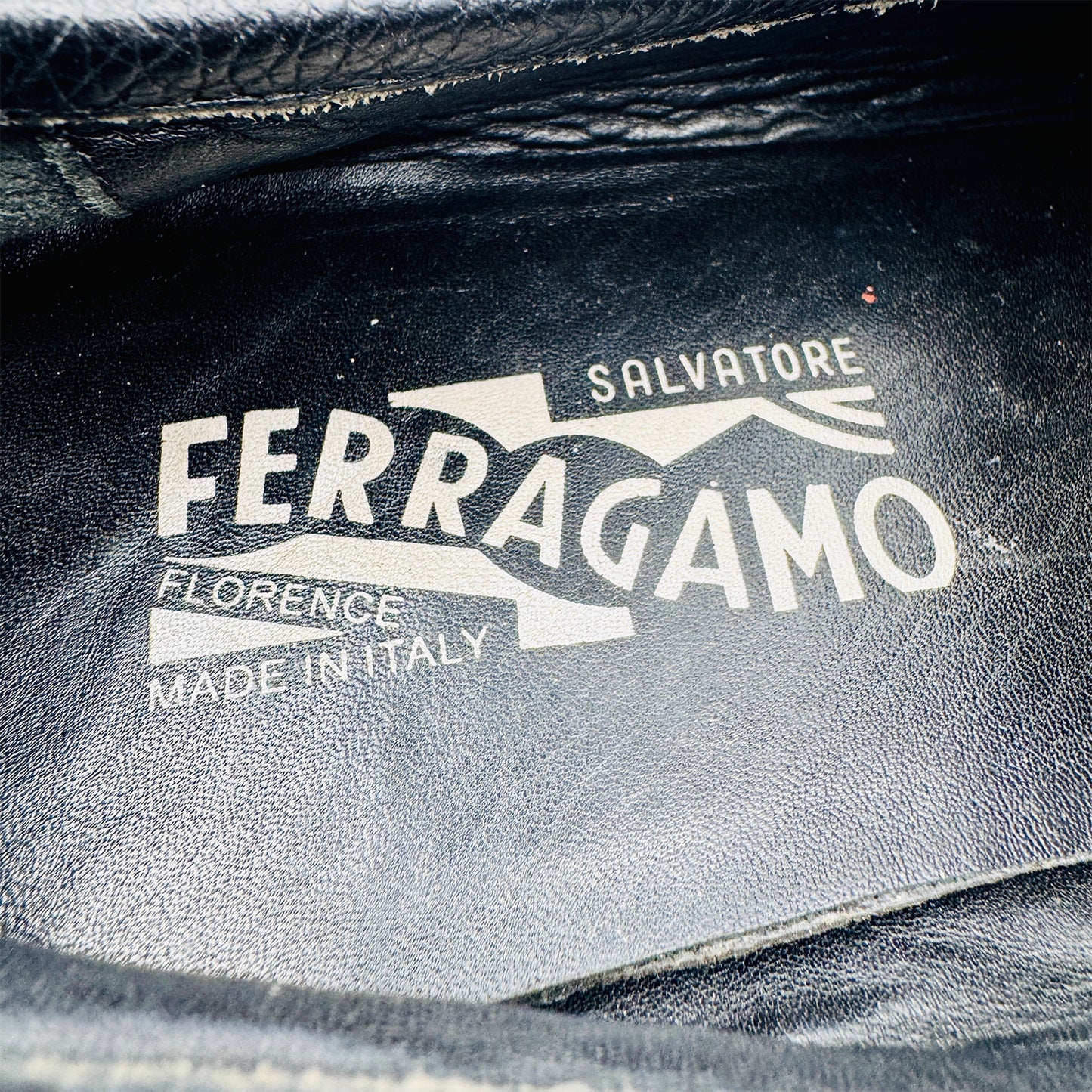 Salvatore Ferragamo David Nero Loafers (Size 41/41.5) - 0671792