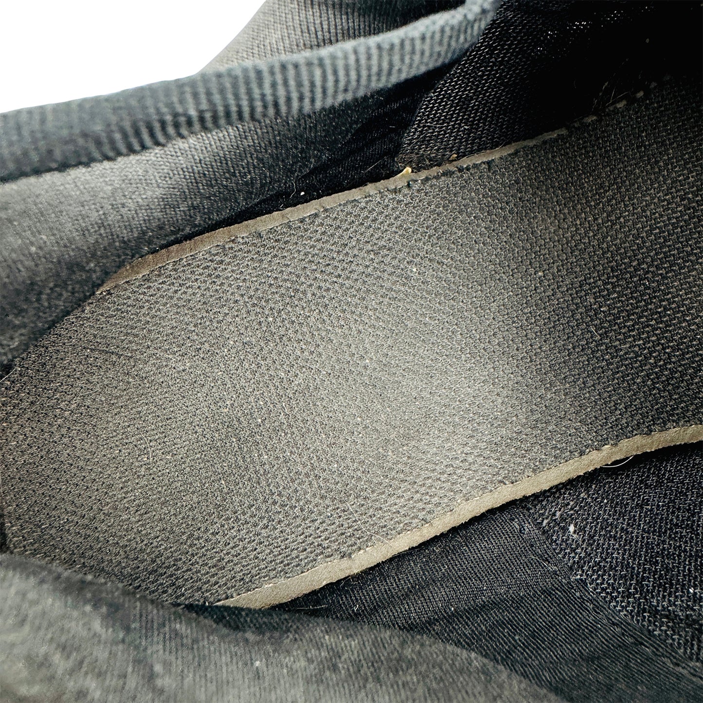 On Cloudsurfer 2 Black Shoes (Size 41) - 3WF10101043