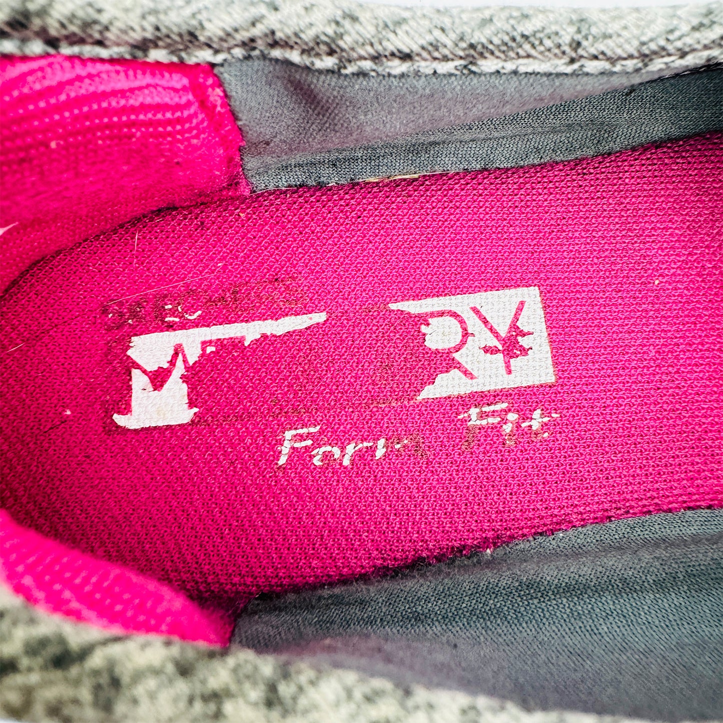 Skechers GOwalk Grey Shoes (Size 39) - 13768 GRY