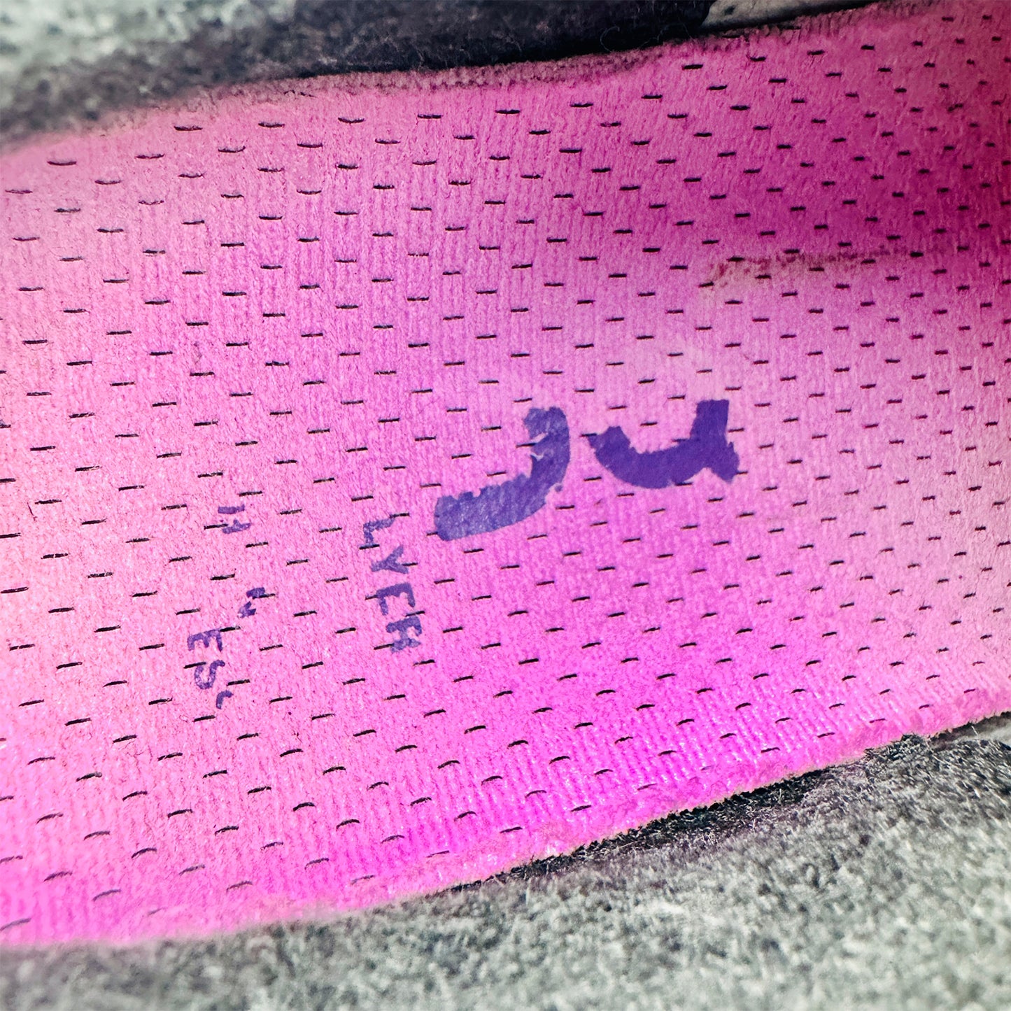 On Cloudstratus 2 'Rose Red' Shoes (Size 39) - 39.99208