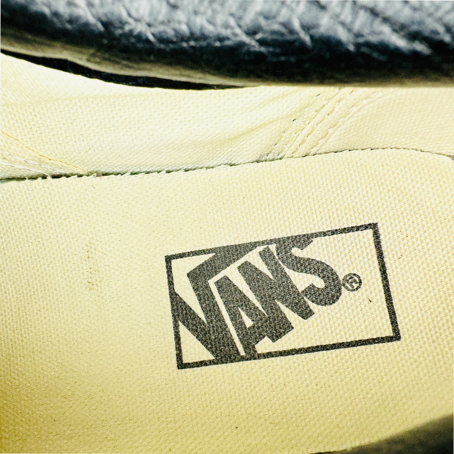 Vans Old Skool Black Sneakers (Size 42) - 507452