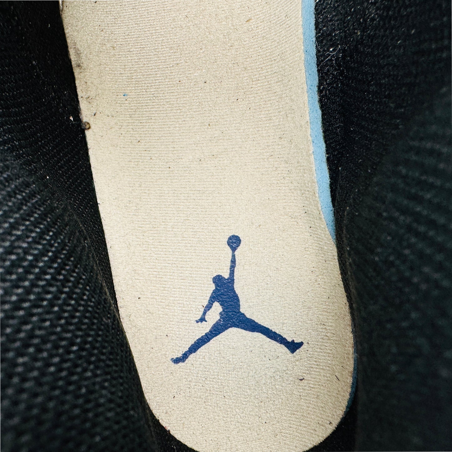 Nike Air Jordan 1 Mid SE Sneakers (Size 42) - 852542-800