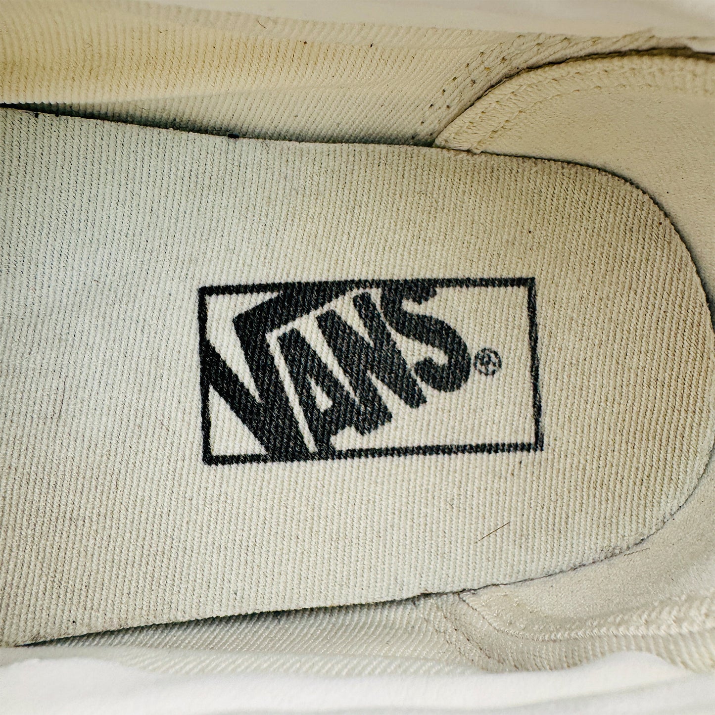 Vans Old Skool Off-White Sneakers (Size 41) - 721356