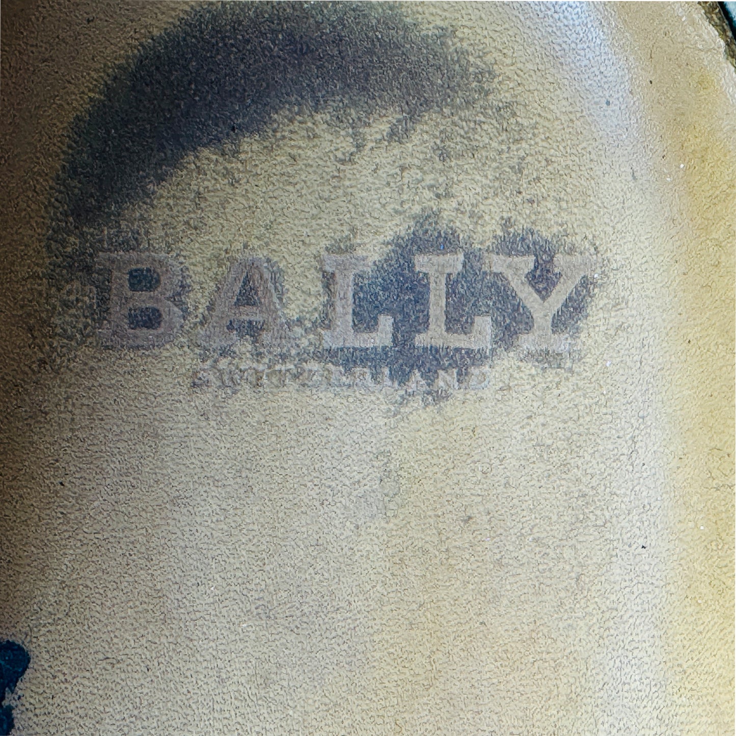 Bally Wabler Black Grained Leather Loafers (Size 42.5/43)