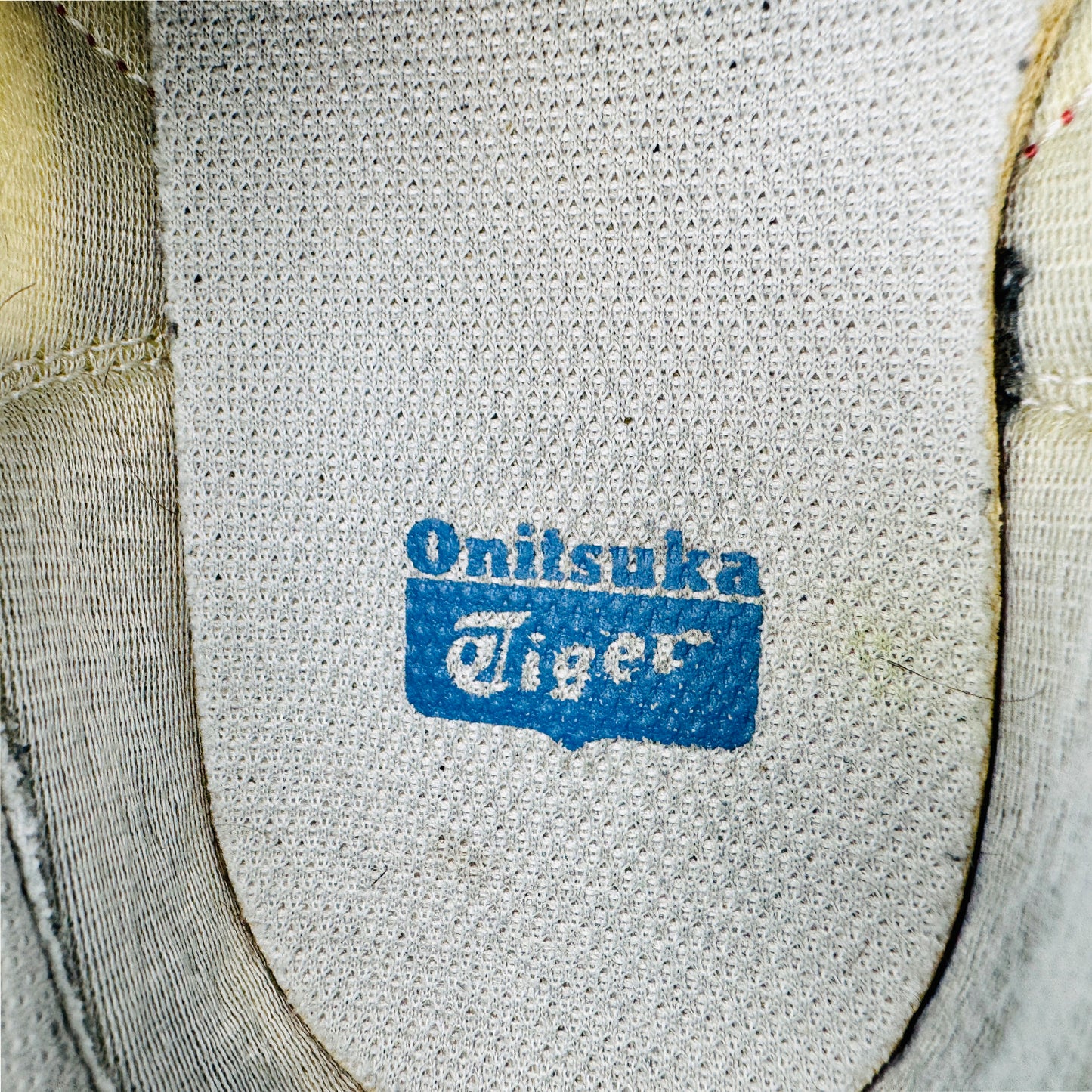 Onitsuka Tiger Ultimate 81 Sneakers (Size 43.5) - 1183A601