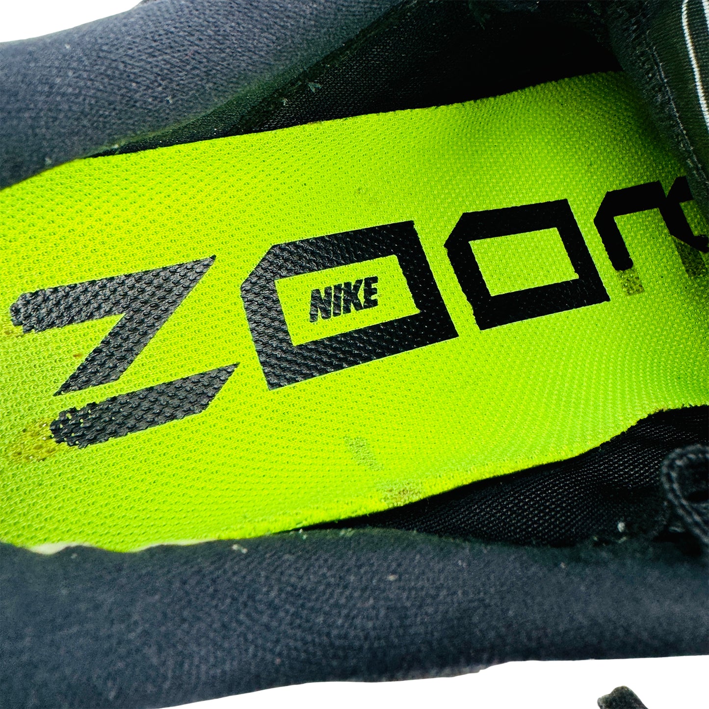 Nike Air Zoom Vomero 15 Shoes (Size 42) - CU1855-001
