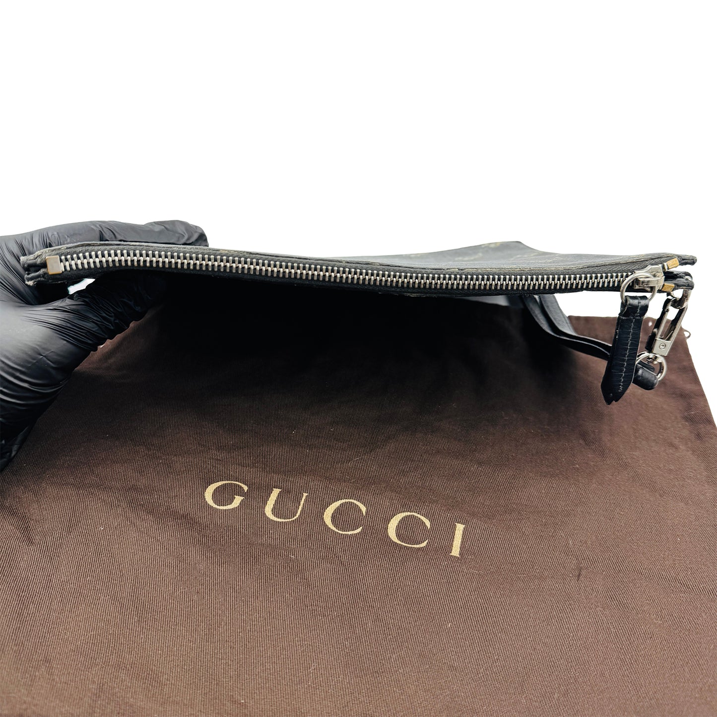 Gucci GG Supreme Tiger Print Zippered Clutch Bag - 575136