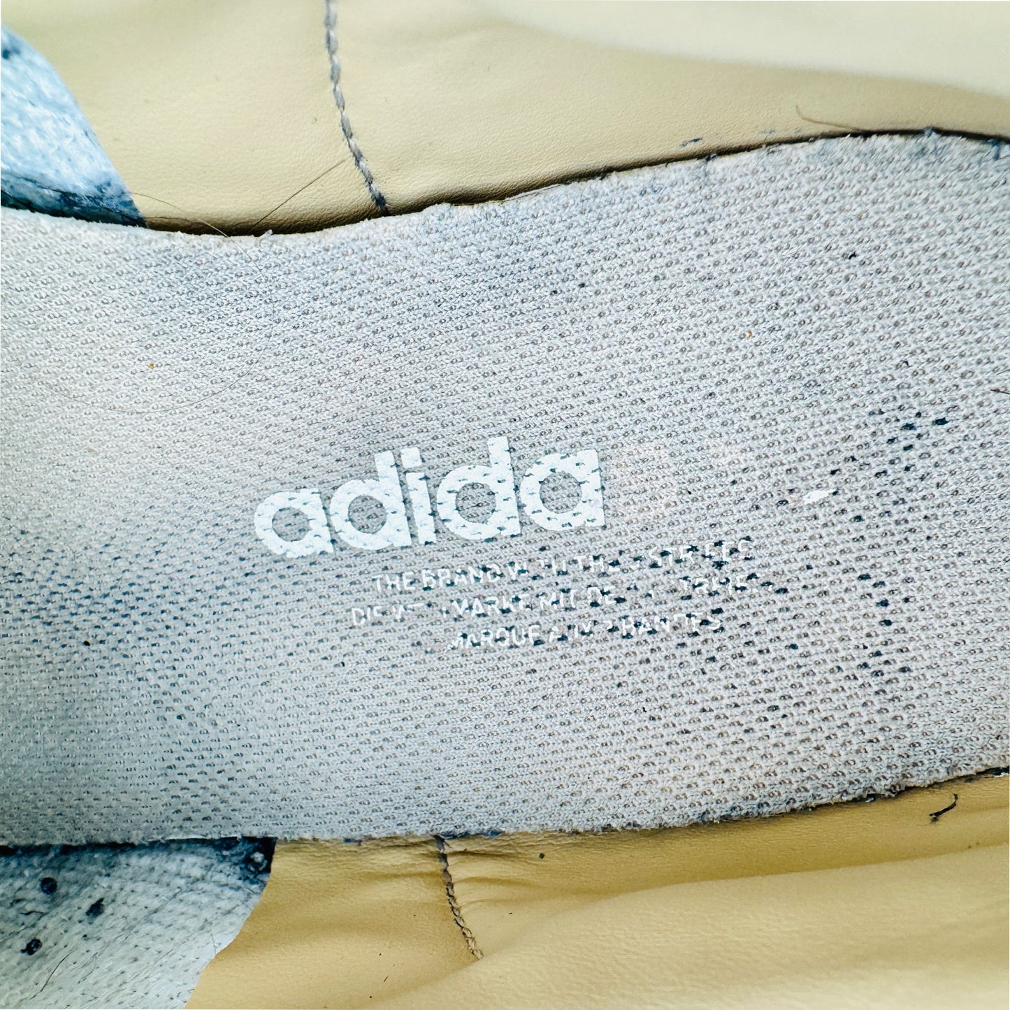 Adidas Men's Samoa Sneakers (Size 43.5) - JH9050