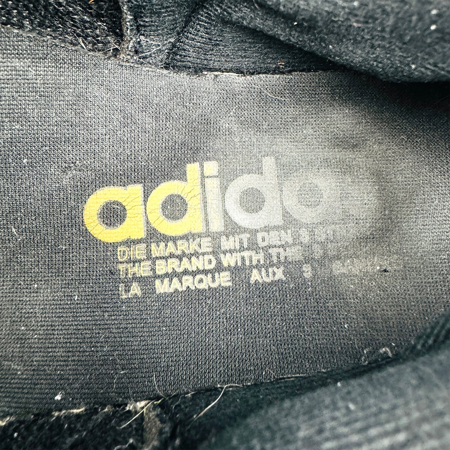 Adidas Samba Classic Sneakers (Size 39.5) - 034563