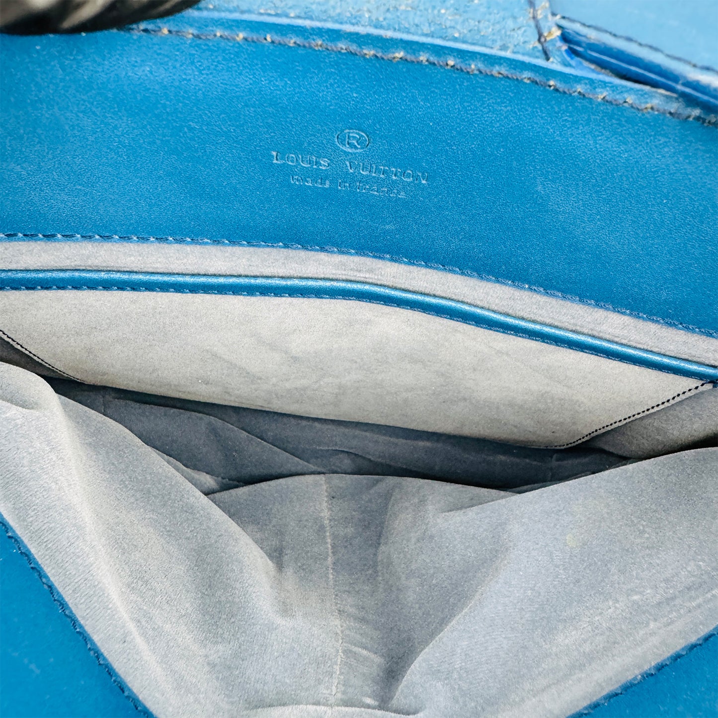Louis Vuitton Cluny Blue Leather Shoulder Bag