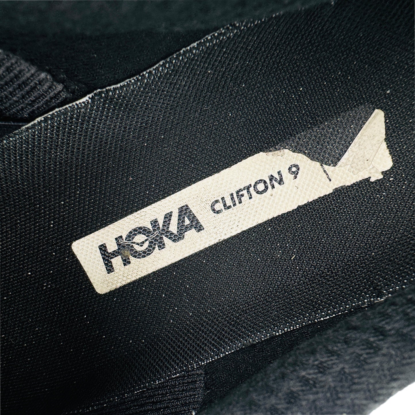 Hoka Men's Clifton 9 Shoes (Size 46) - 127895 BWHT