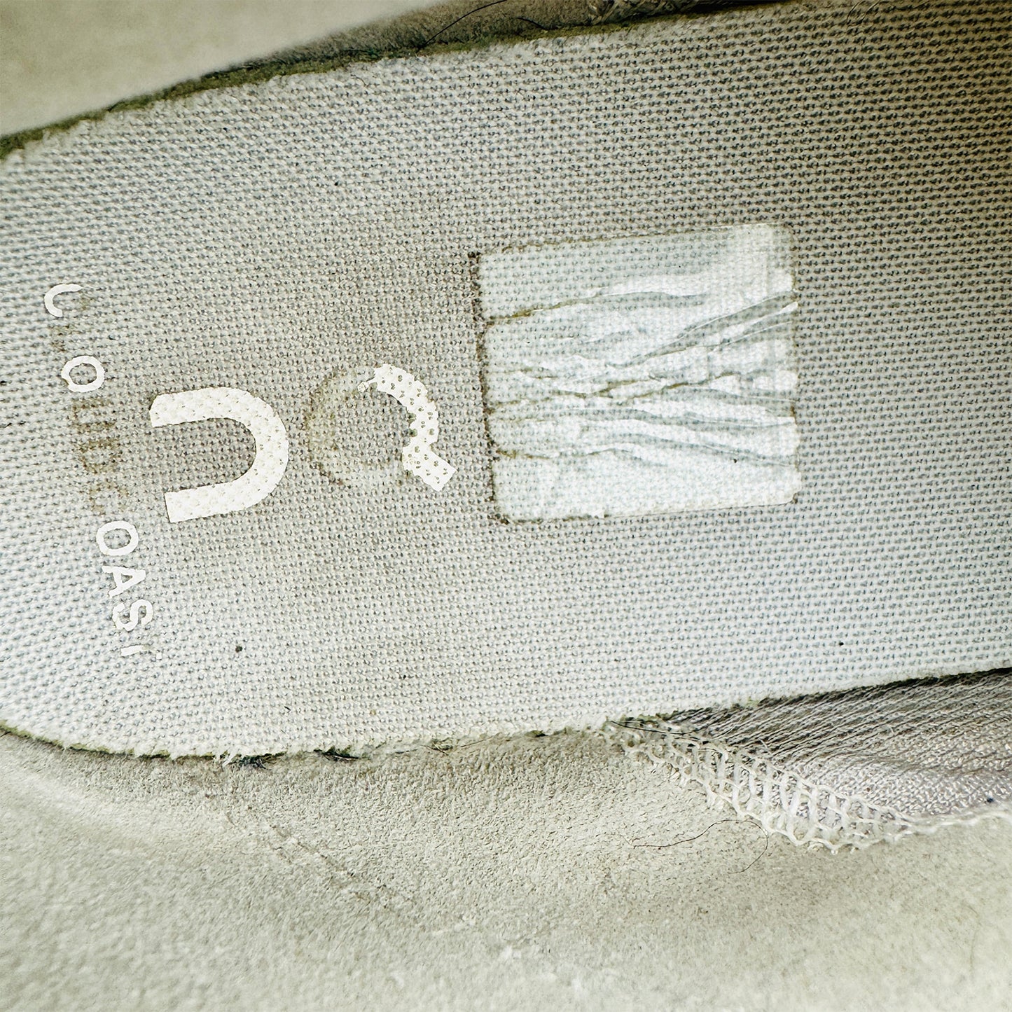 On Cloud 6 Coast White Shoes (Size 46) - 3MF10030813