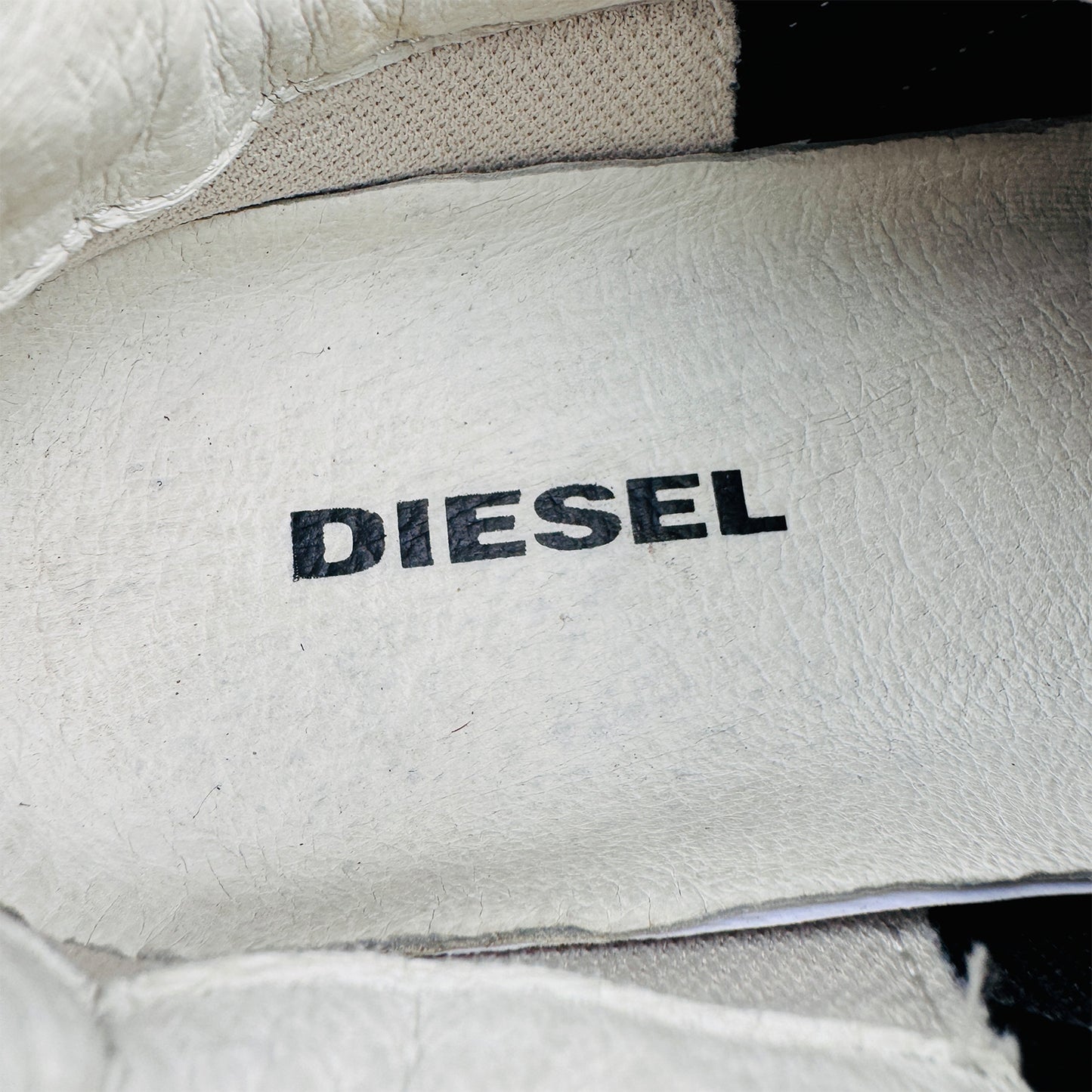 Diesel Happy Hours Vintage Lounge Sneakers (Size 40)