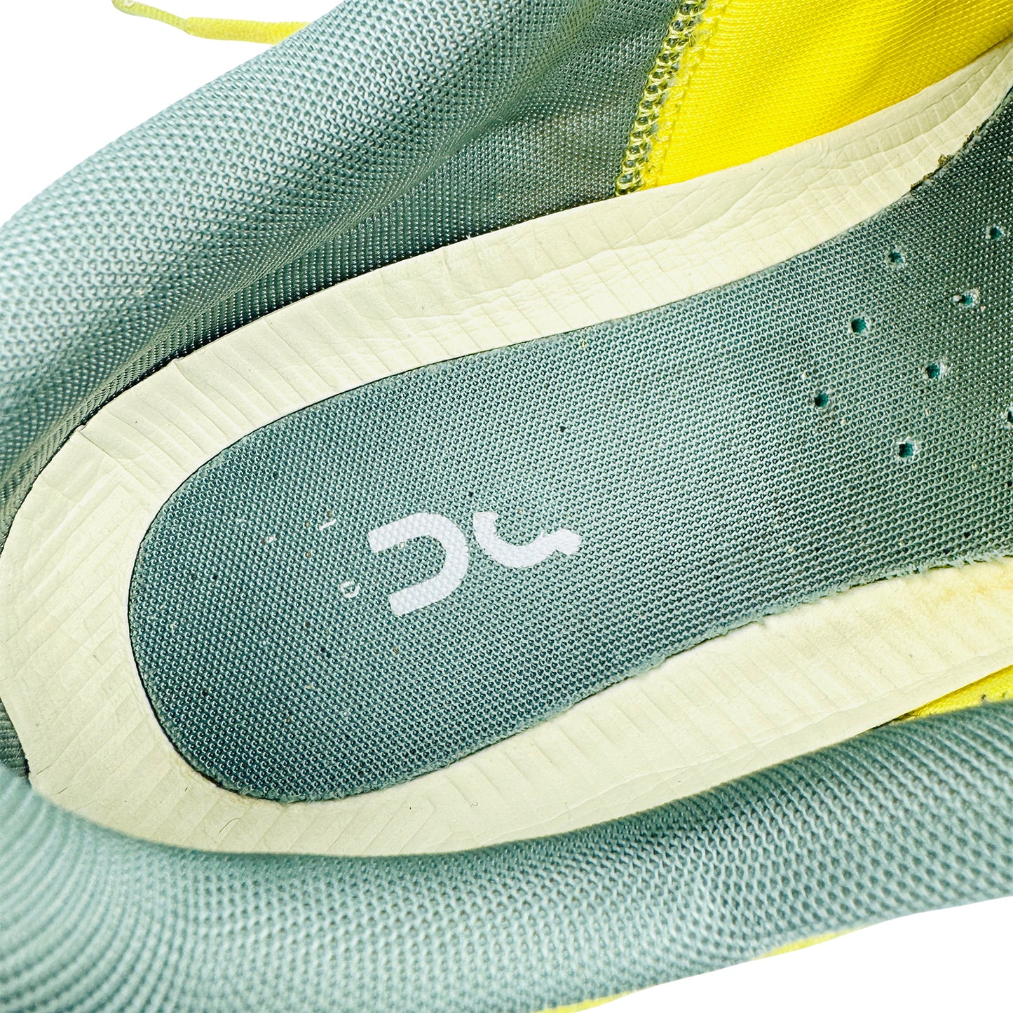 On Men's Cloudflow 'Citrus Sea' Shoes (Size 44) - 25.99782