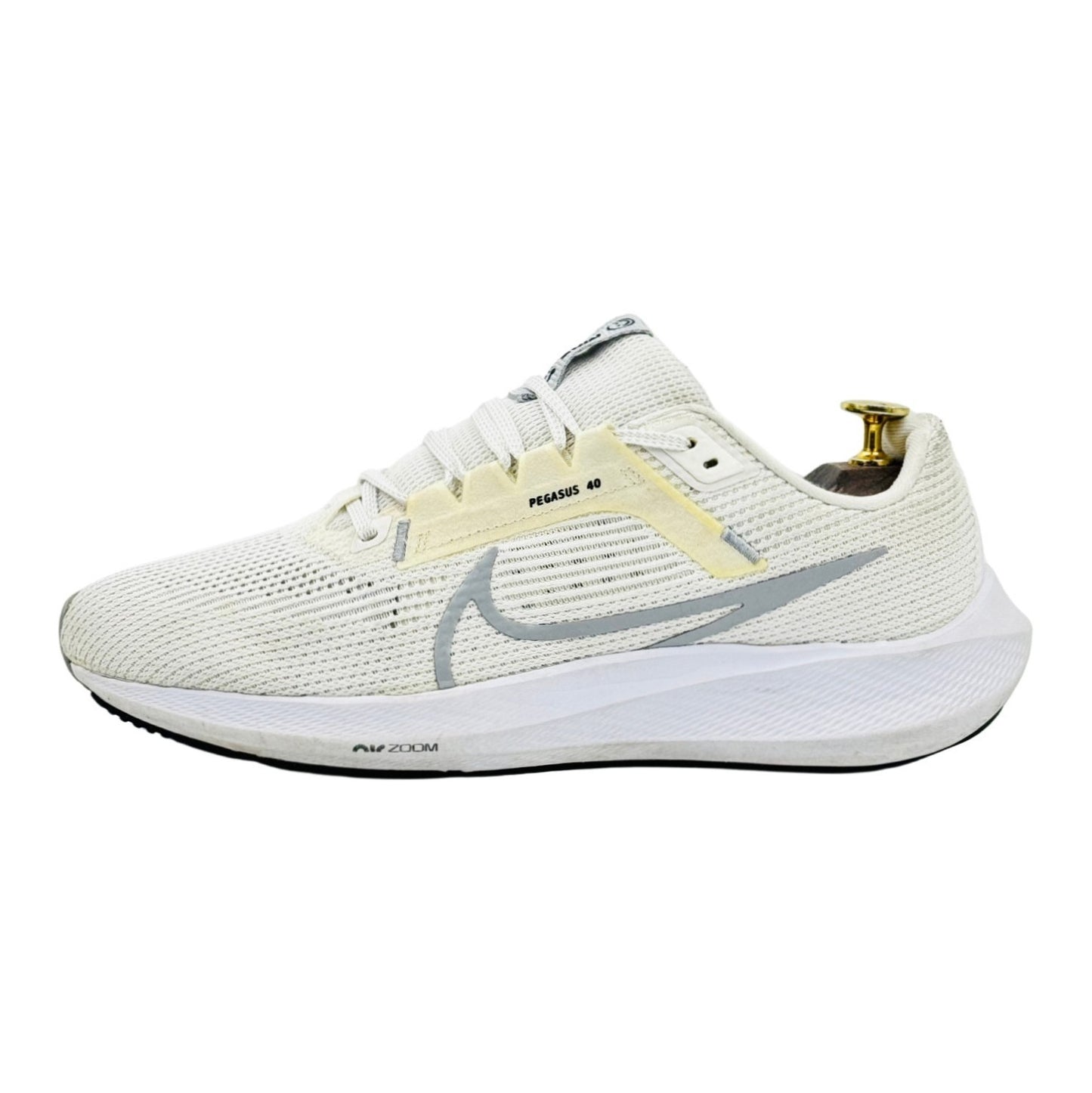 Nike Air Zoom Pegasus 40 Shoes (Size 42/42.5) - DV3853-102