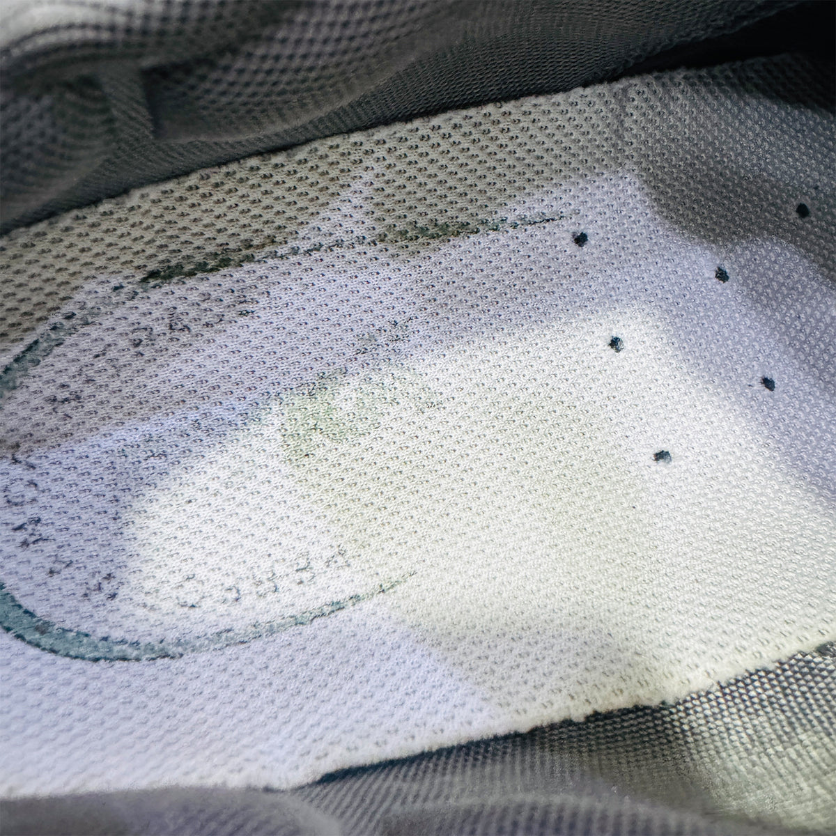 On Running Cloud X Asphalt Shoes (Size 40.5) - 40.99701