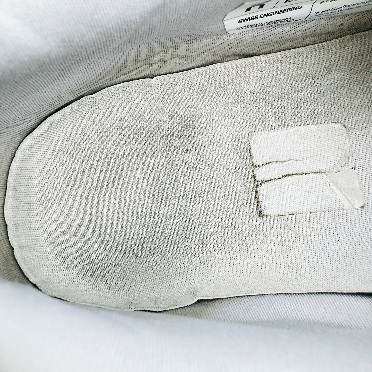 On Men's Cloudrift 'Undyed White' Shoes (Size 44.5) - 87.98117