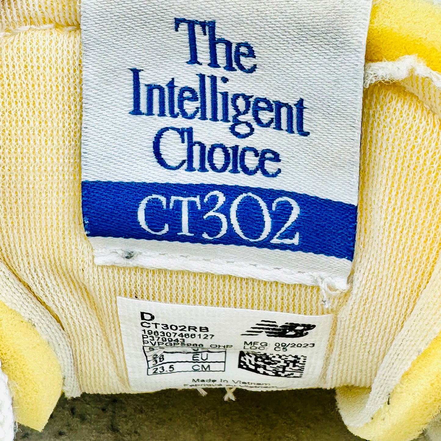 New Balance CT302 'Sea Salt' Sneakers (Size 38) - CT302RB