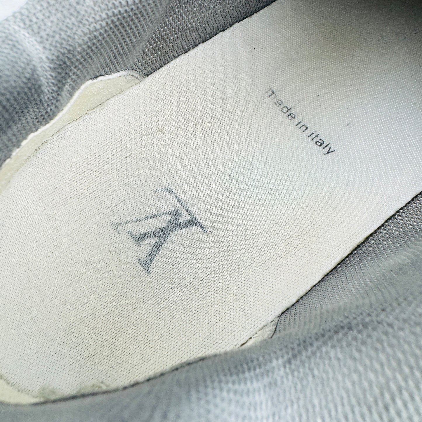 Louis Vuitton LV Trainer 'White, Grey' Sneakers (Size 41.5) - 1A9IF5