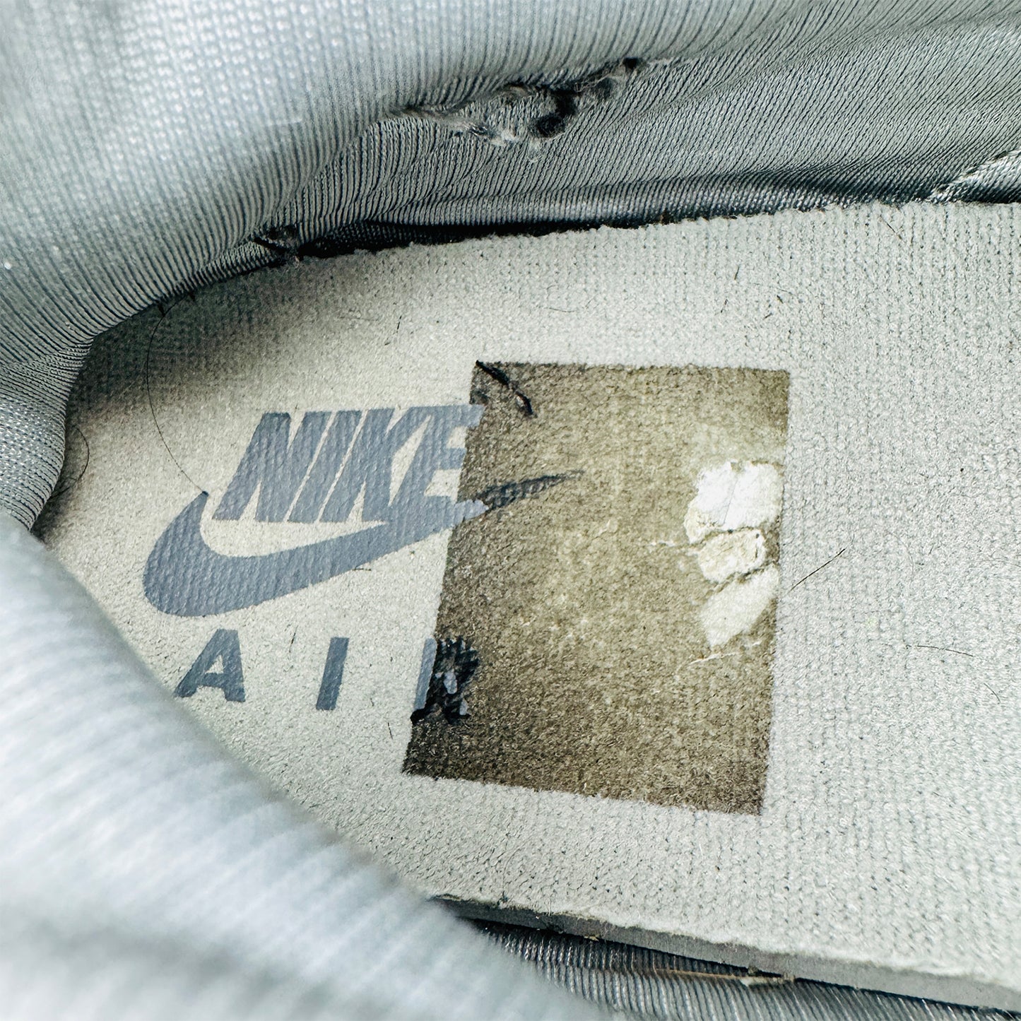Nike Air Huarache 'Light Smoke Grey' Sneakers (Size 42) - FB8988‑001
