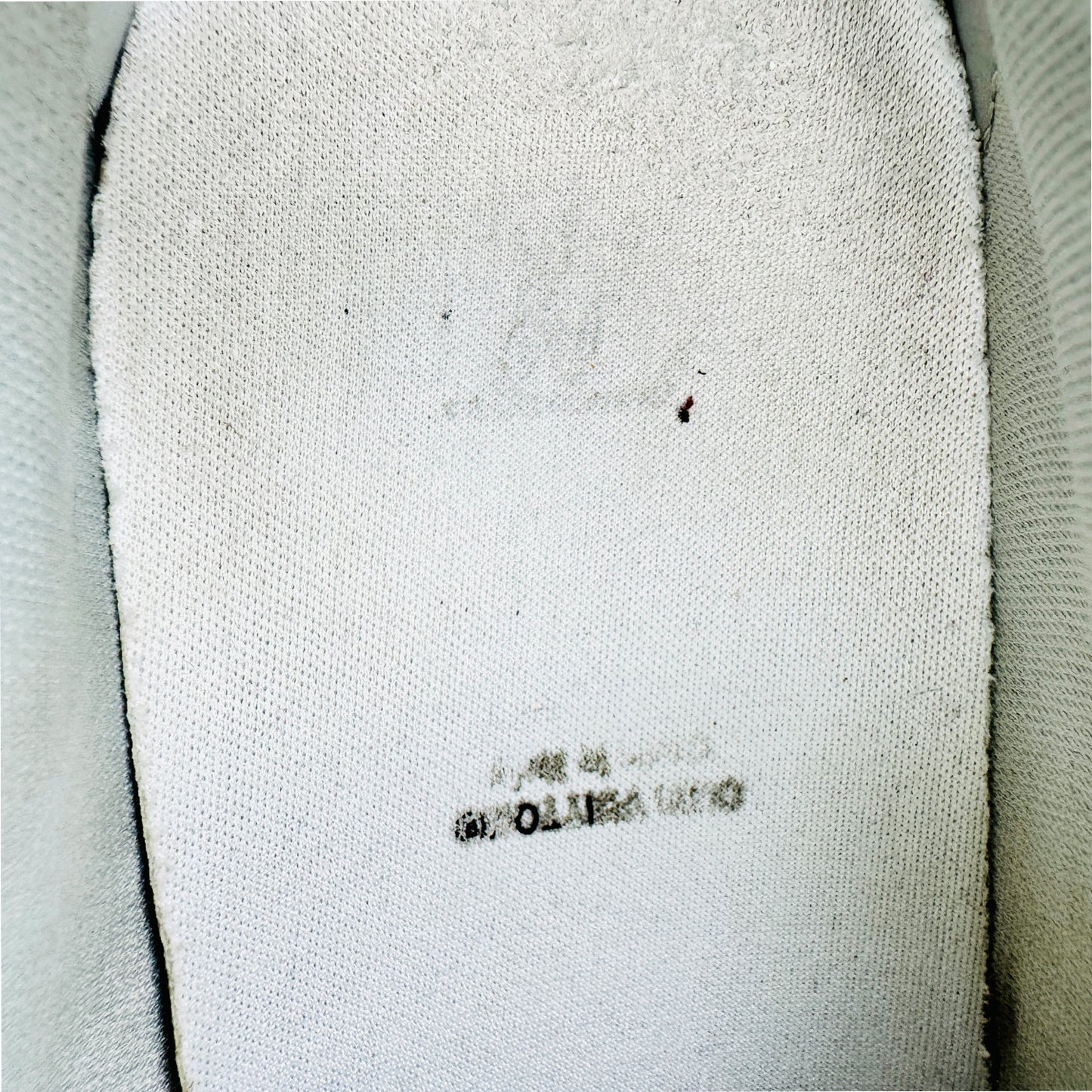 Louis Vuitton Men's White Low Top Trainers (Size 41.5)