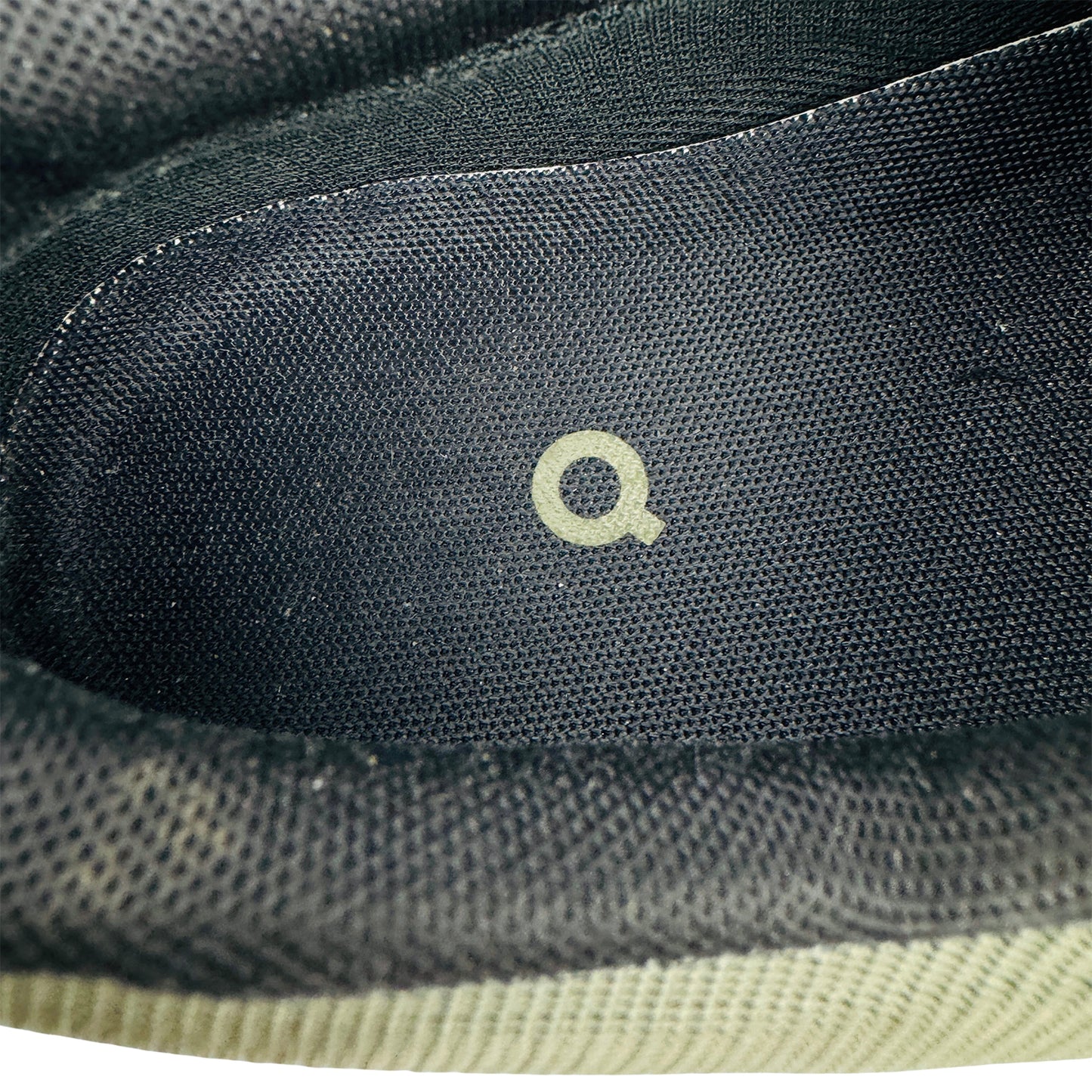 On Running Men's Cloud 5 Waterproof Shoes (Size 47) - 59.98840