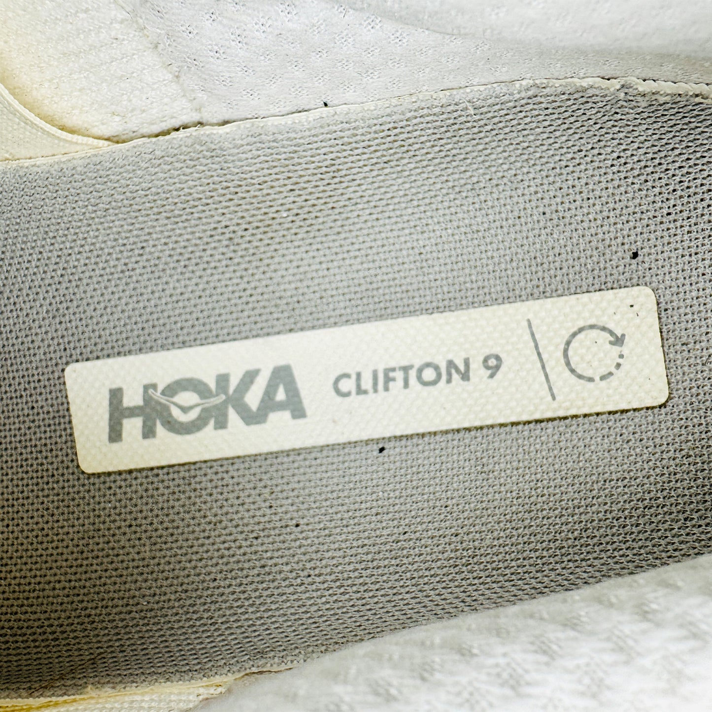Hoka One One Clifton 9 Shoes (Size 39.5) - 1127896 WWH