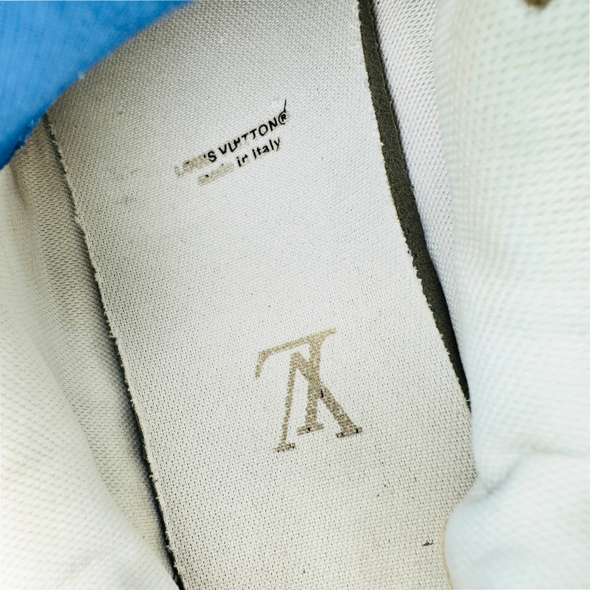 Louis Vuitton Classic Sneakers (Size 40) - 1AHSV3