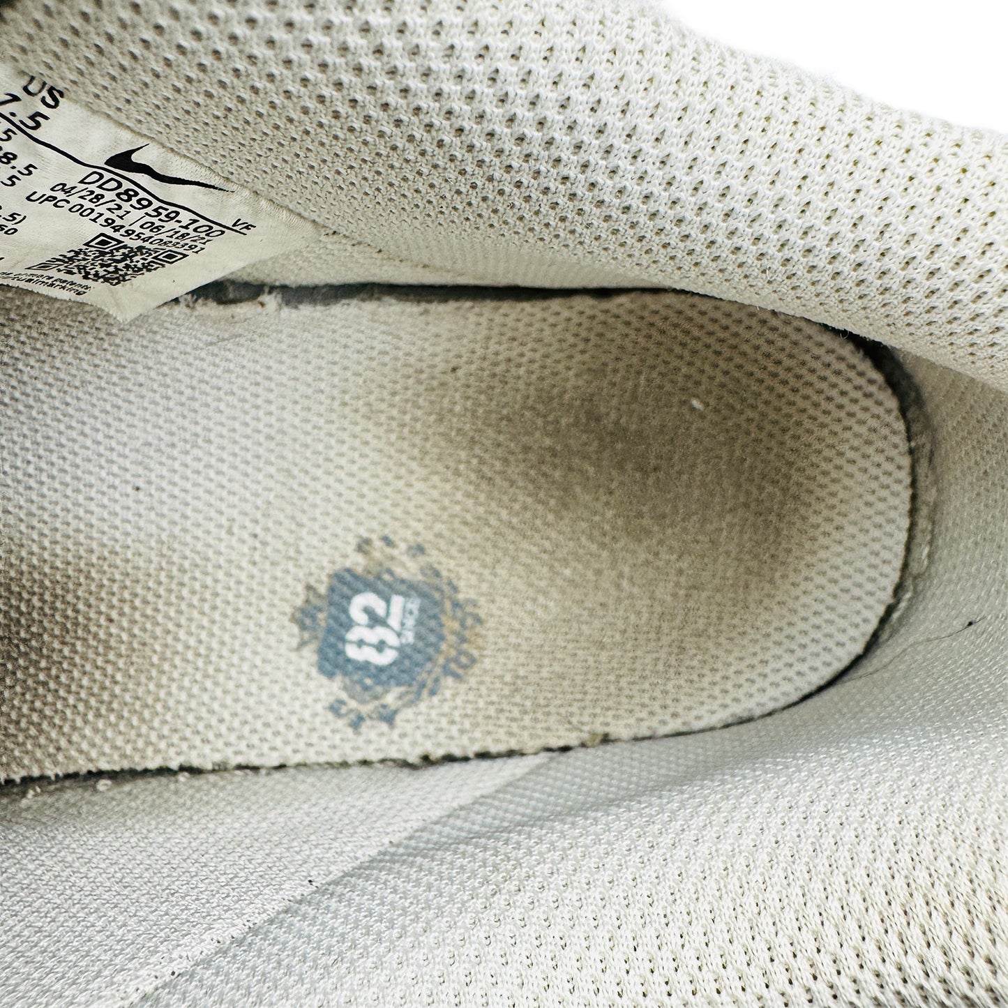 Nike Air Force 1 '07 Sneakers (Size 38.5) - DD8959-100