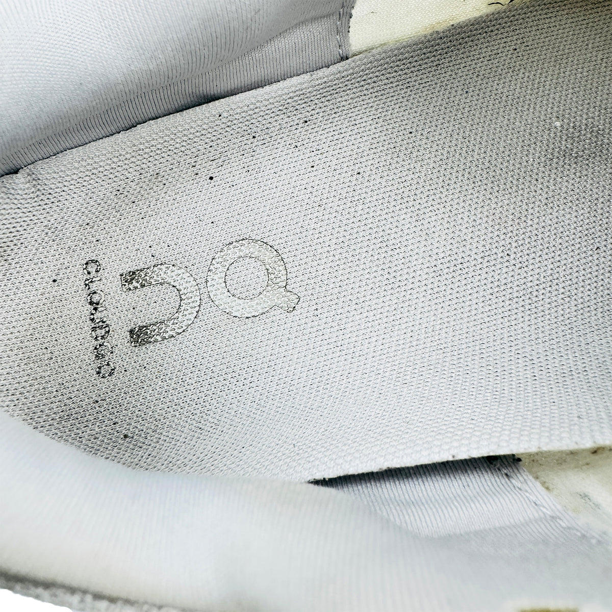 On Cloudgo Running White Shoes (Size 39) - 55.98624