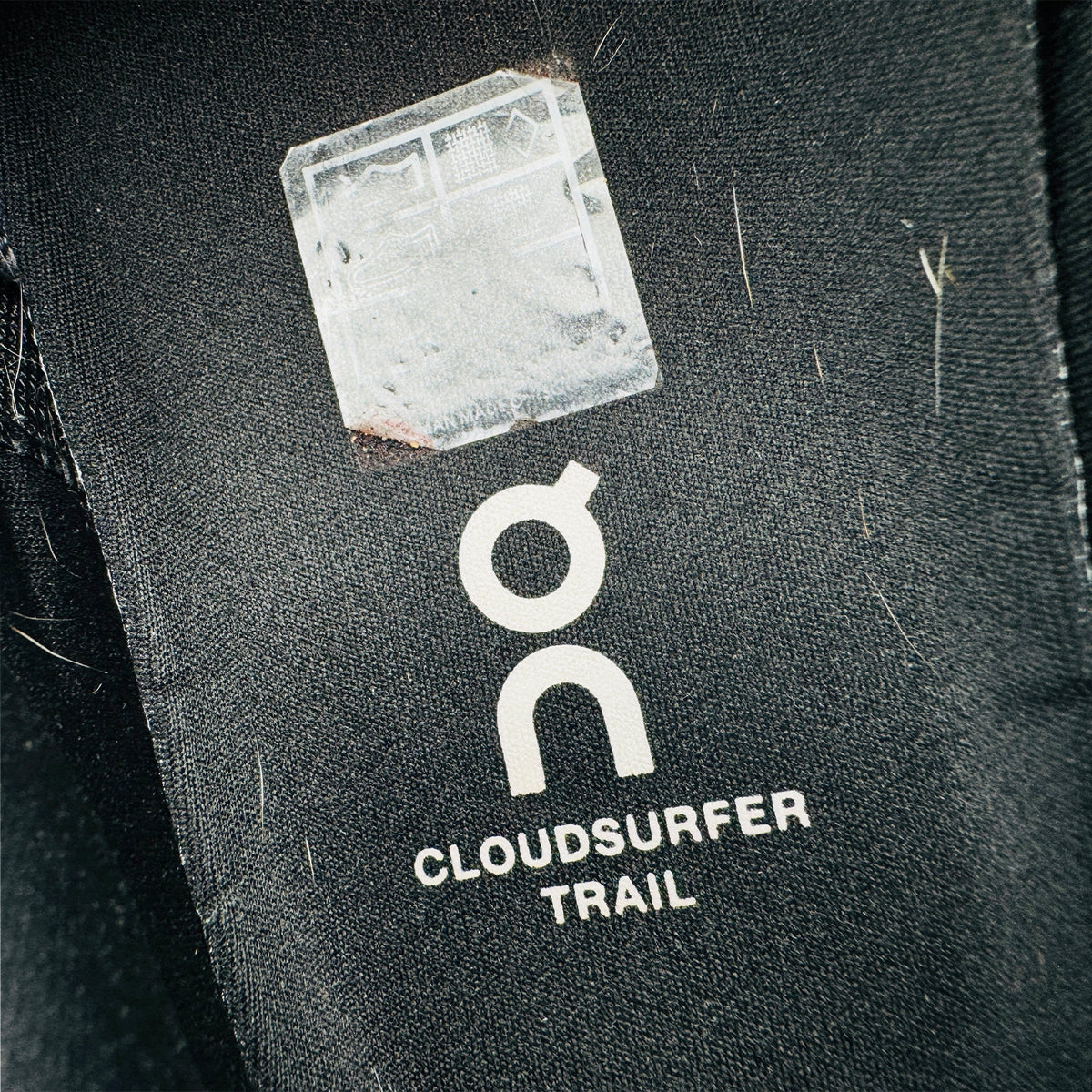 On Running Cloudsurfer Trail Shoes (Size 40) - 3WE10100264