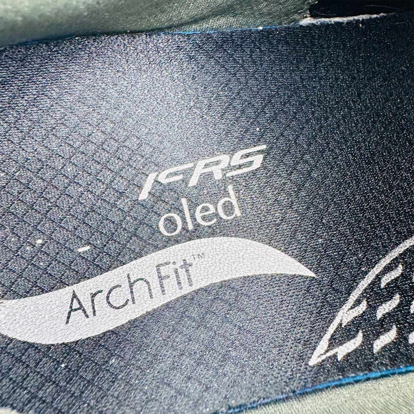 Skechers Arch Fit Olive Sneakers (Size 43/43.5) - 232040 OLV