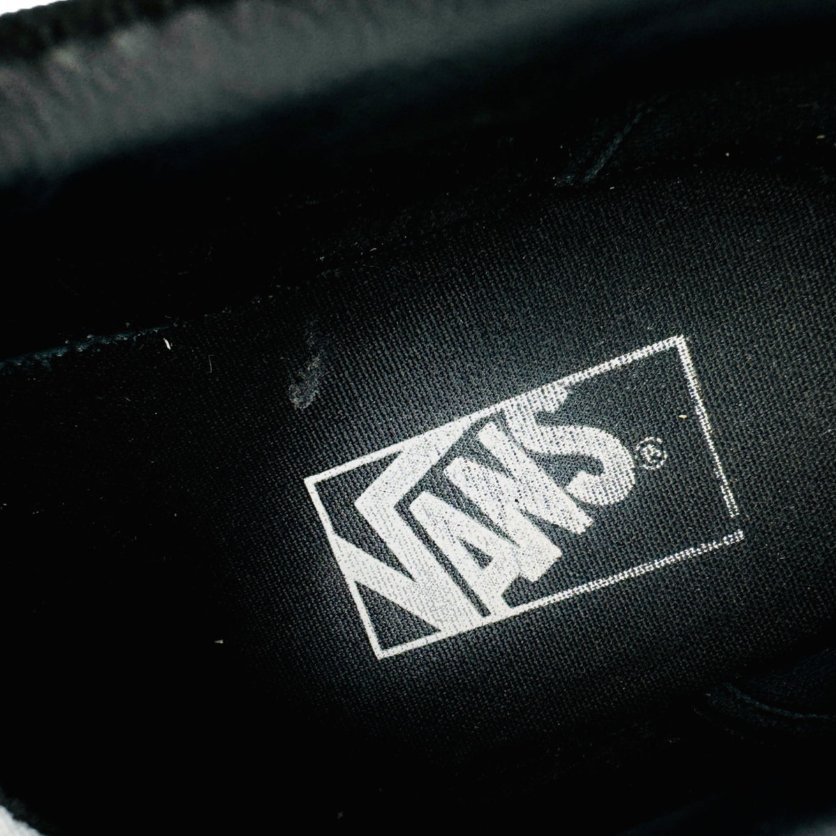Vans Old Skool Black White Sneakers (Size 42) - 500714