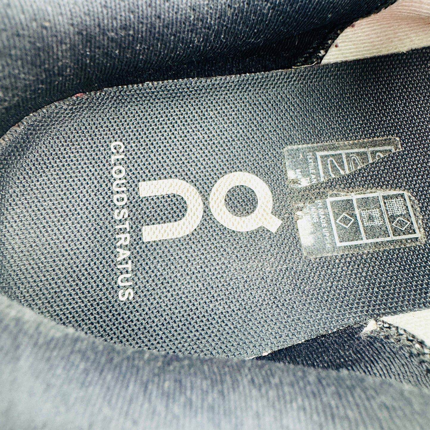 On Cloudstratus 'Rose Red' Shoes (Size 40) - 39.99208