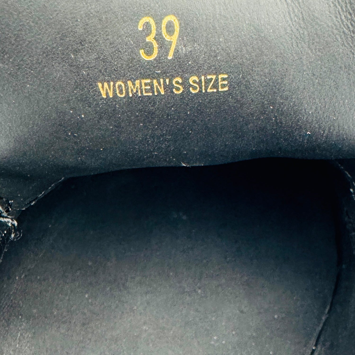 Inside Size printing image of Tod's Women's Black Kate Loafers (Size 39) - XXW80C0DF40SHAB999