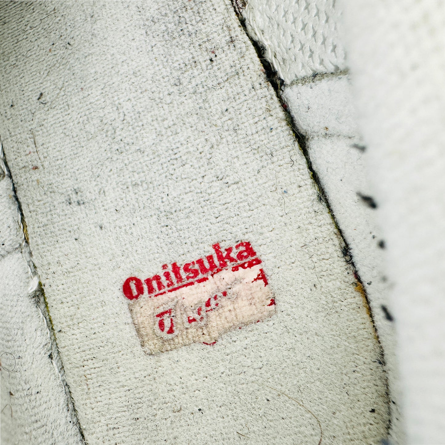 Onitsuka Tiger GSM Sneakers (Size 42.5) - 1183A651