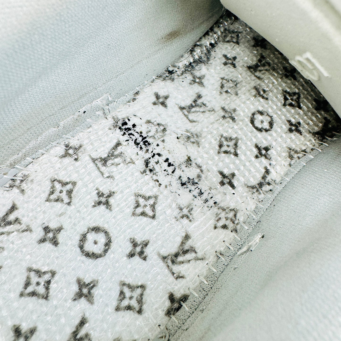 Louis Vuitton Men's White Low Top Trainers (Size 41.5)