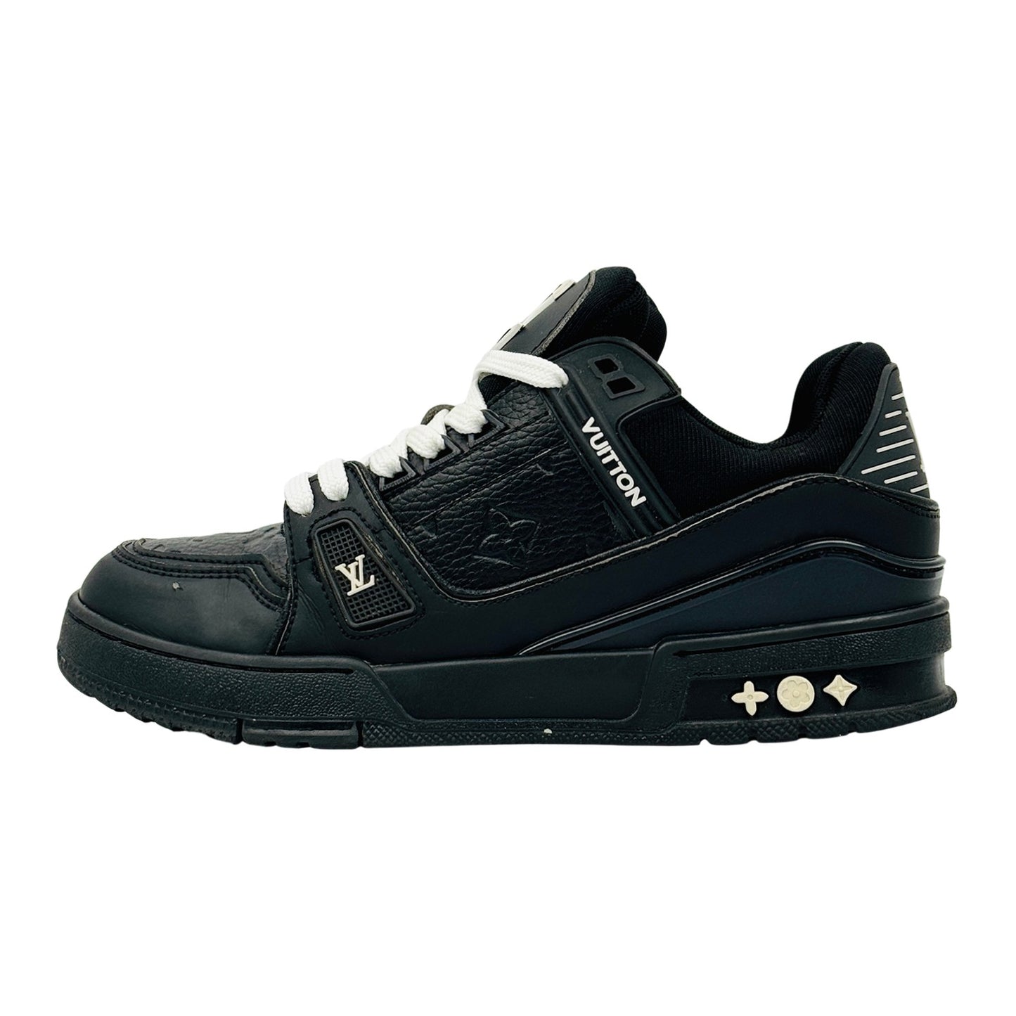Louis Vuitton Men's Trainer Sneakers (Size 40) - 1AAREY