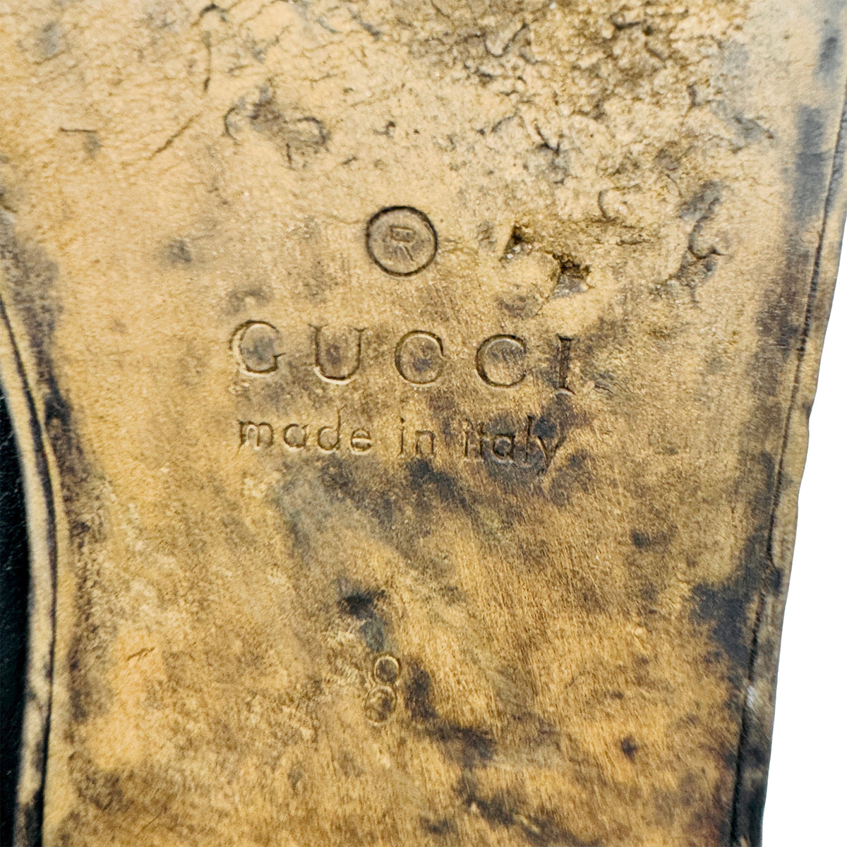 Gucci Black Grained Leather Horsebit Loafers (Size 42)