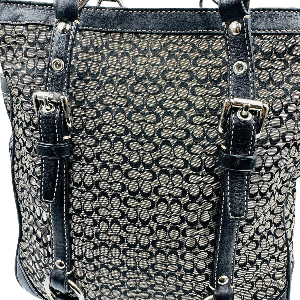 Coach Signature Gallery Jacquard Shoulder Bag - A0849-F11526