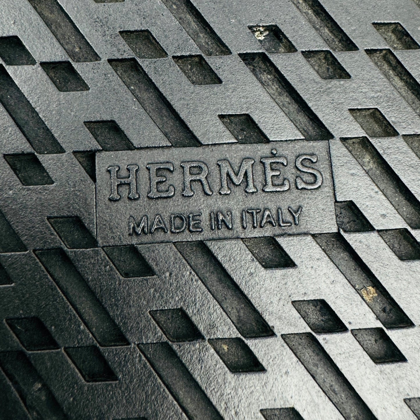Hermès Empire Black Sandal Slides (Size 39)