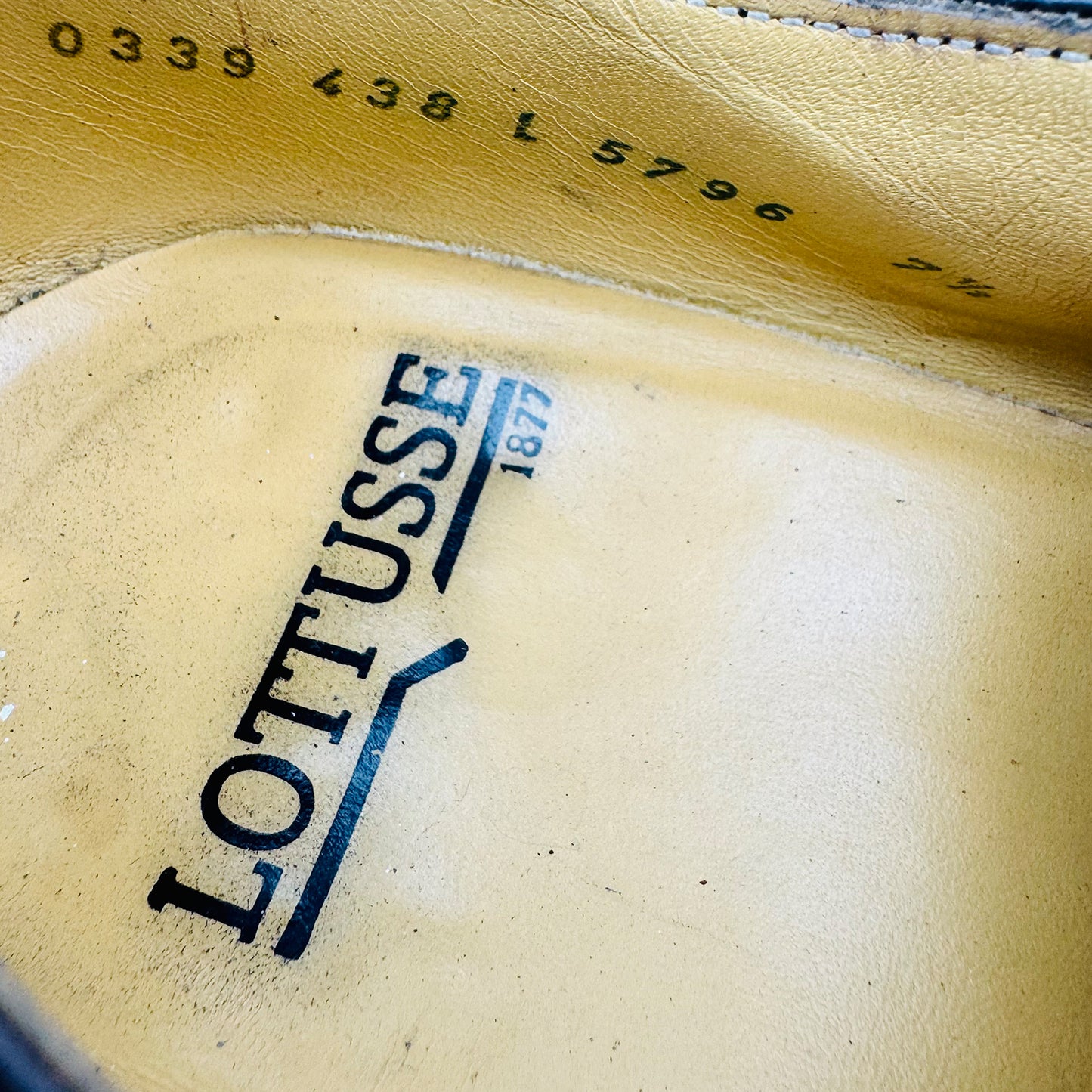 Lottusse Men's Brown Spain Made Oxfords (Size 42)