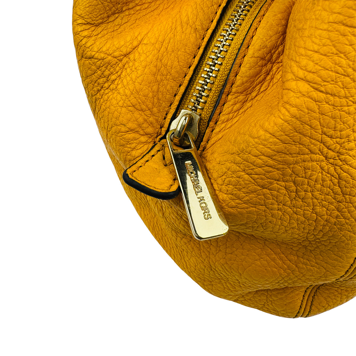 Michael Kors Fulton Chain Medium Hobo Bag - 35F5GFHE2L