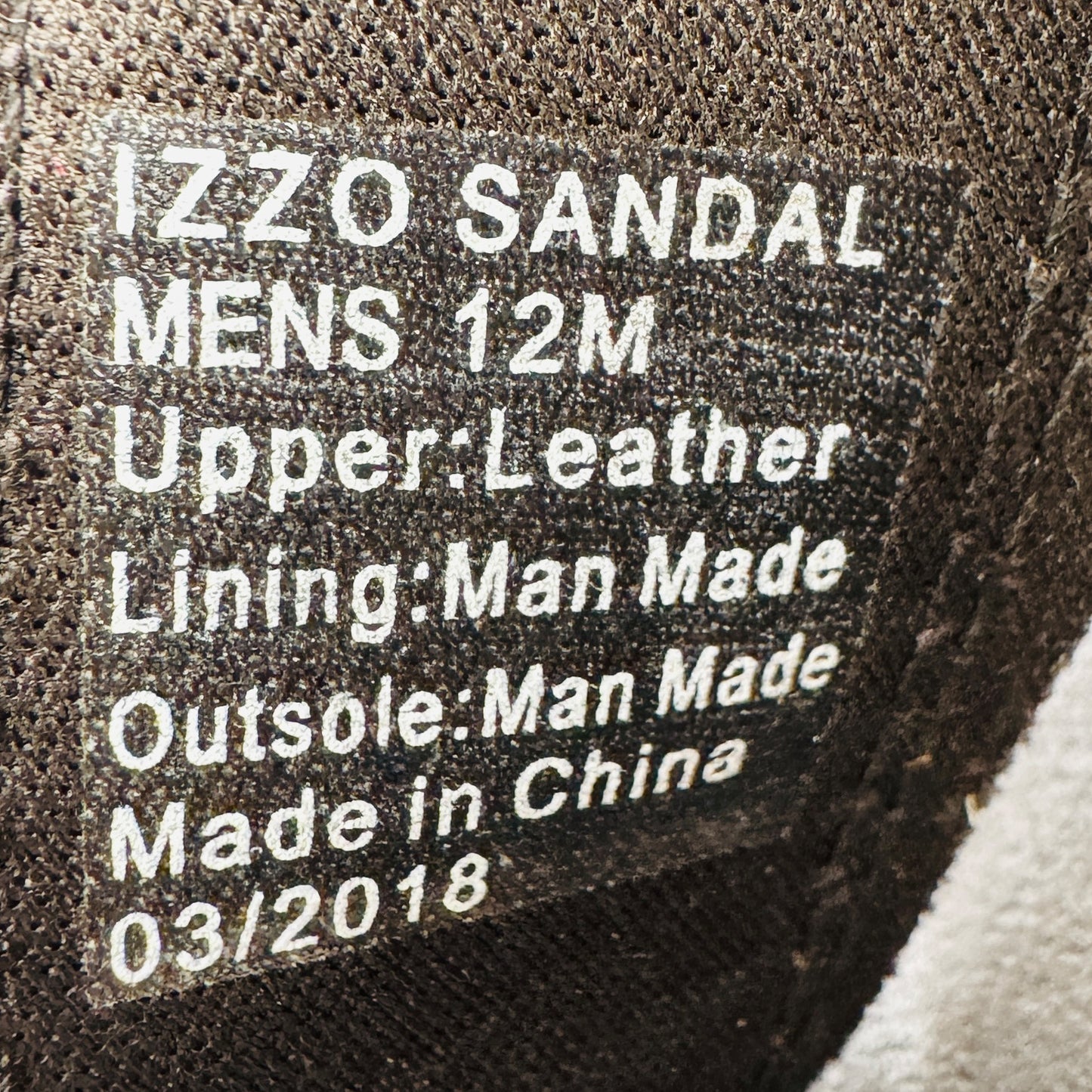 Kenneth Cole New York Izzo Flip Flops (Size 45/45.5)