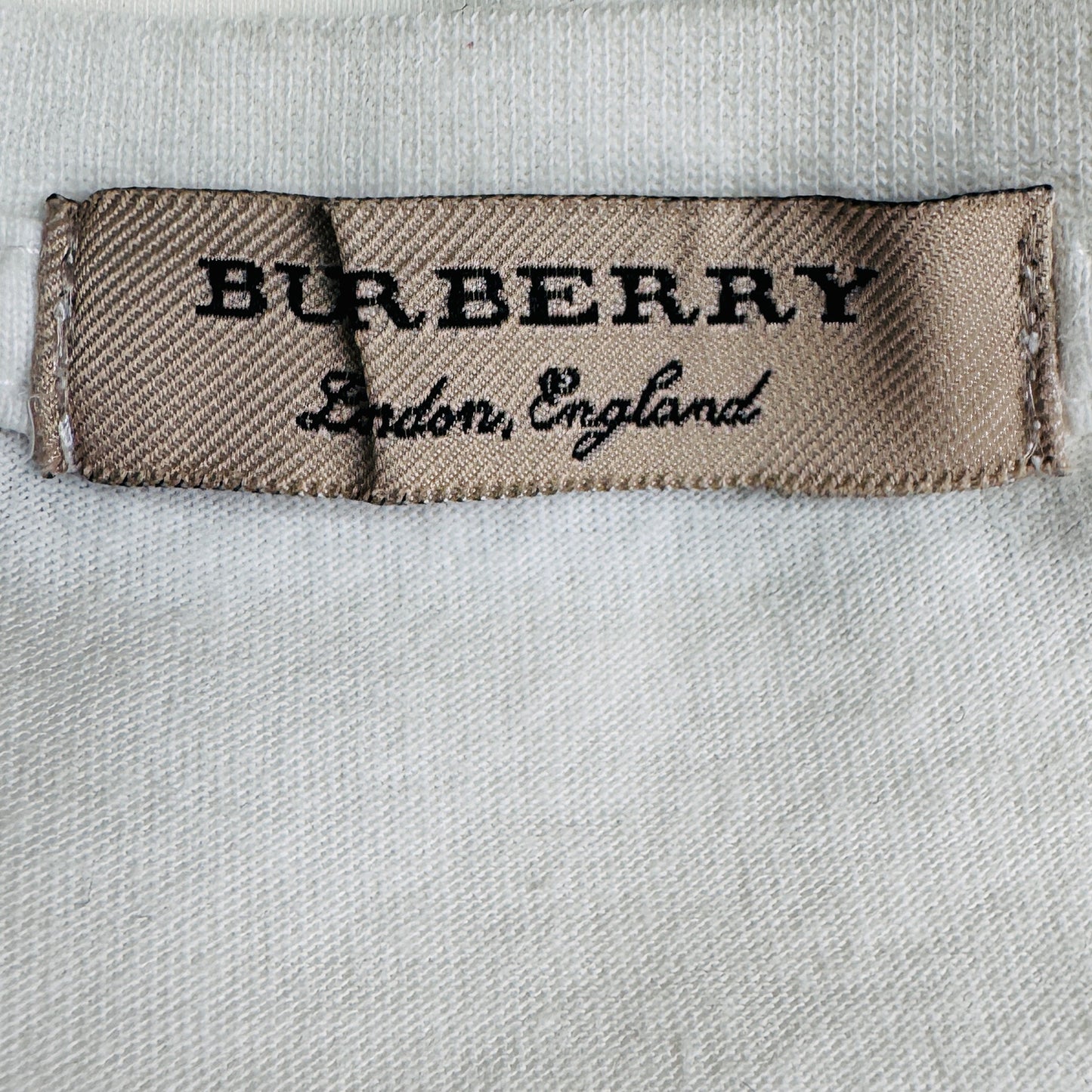 Burberry London Men's White T-Shirt (Size Medium)